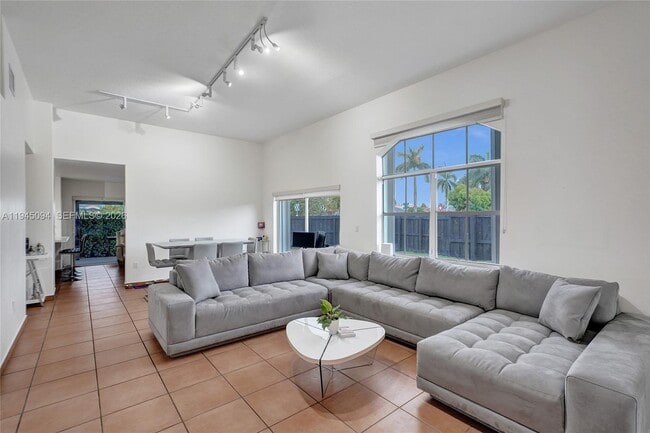 Building Photo - 898 NW 131st Ave