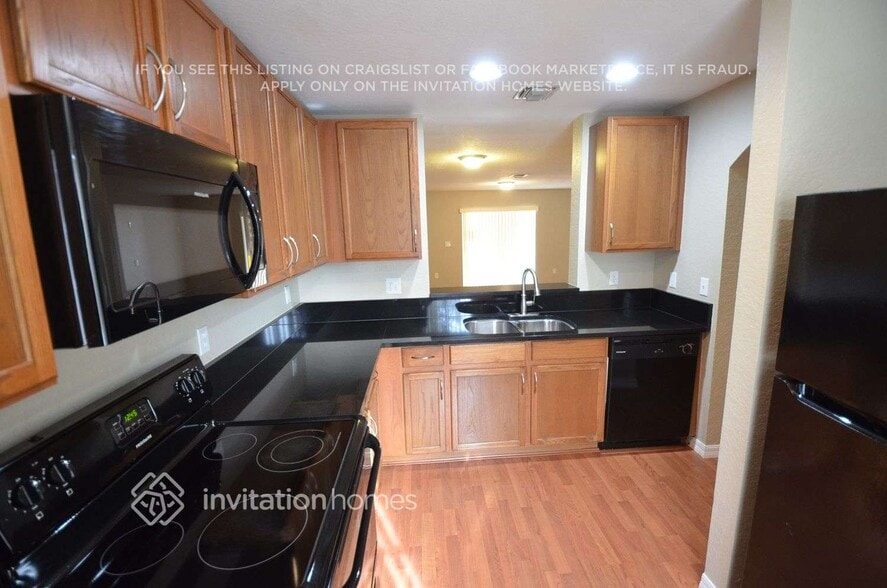 Building Photo - 5958 London Ln