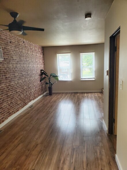 Building Photo - 623 Bohland Ave