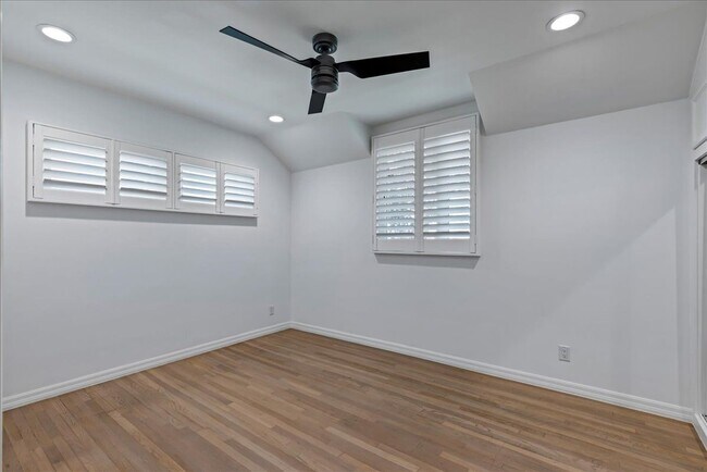 Building Photo - 706 Tufts Ave