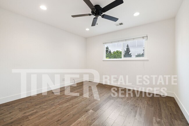 Building Photo - 6982 Pampas Way