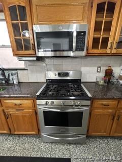 Building Photo - 70-12 71st St