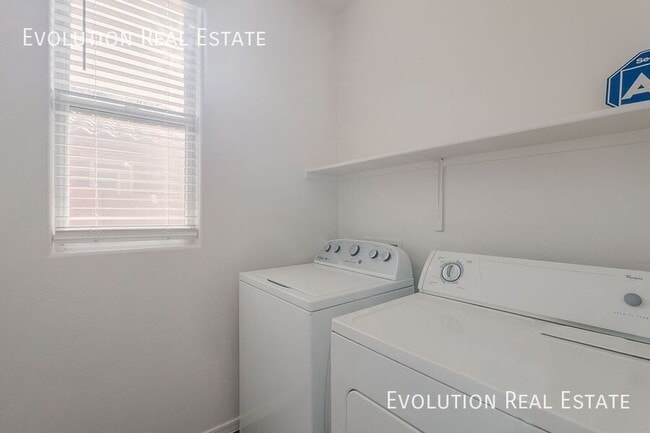 Building Photo - 3851 E. Pollack-