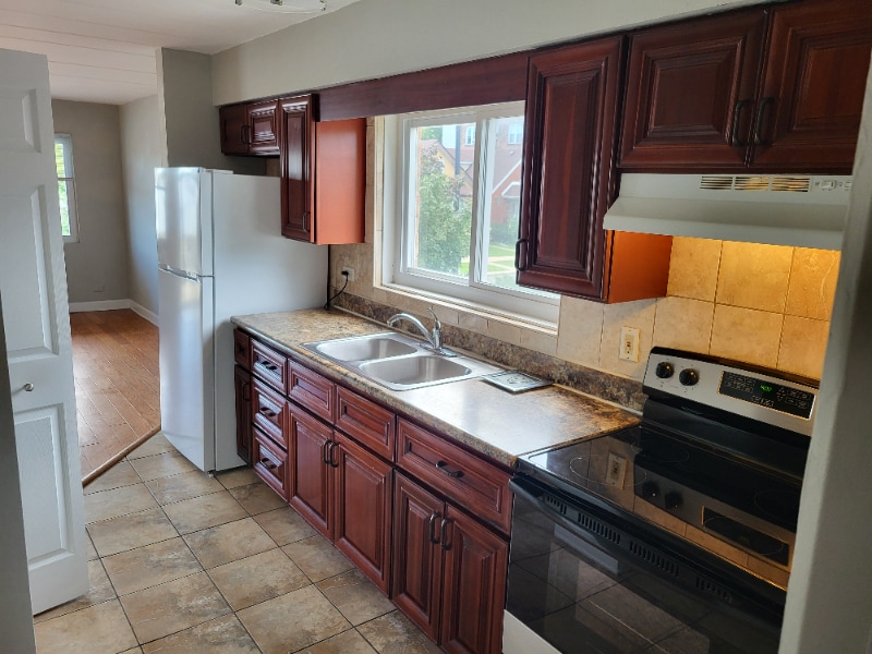 Building Photo - 3506 S 59th Ct