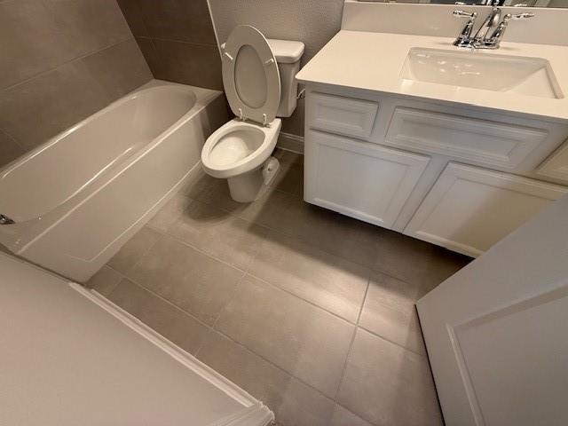Building Photo - 313 Blackthorne Dr