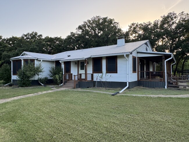 Building Photo - 6951 Co Rd 276