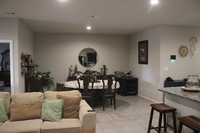 Building Photo - 7003 Adenium Rd