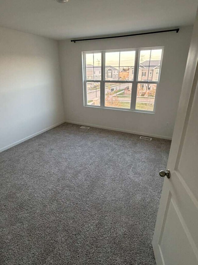 Building Photo - 2016 Yellowstone Blvd