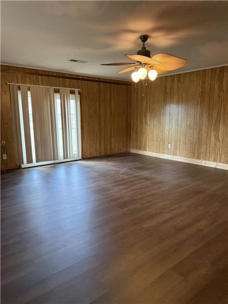 Building Photo - 6321 US Hwy 79 N