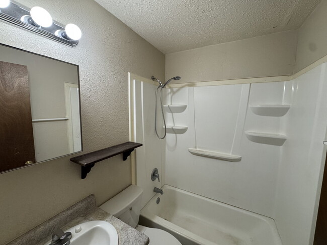 Building Photo - Charming 2-Bedroom Home in Lubbock with Cozy 775 Sq Ft Living Space!