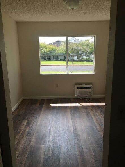 Building Photo - 95-1007 Kaapeha St