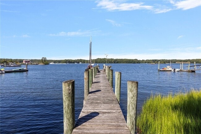 Building Photo - 14 Betty Hill Rd