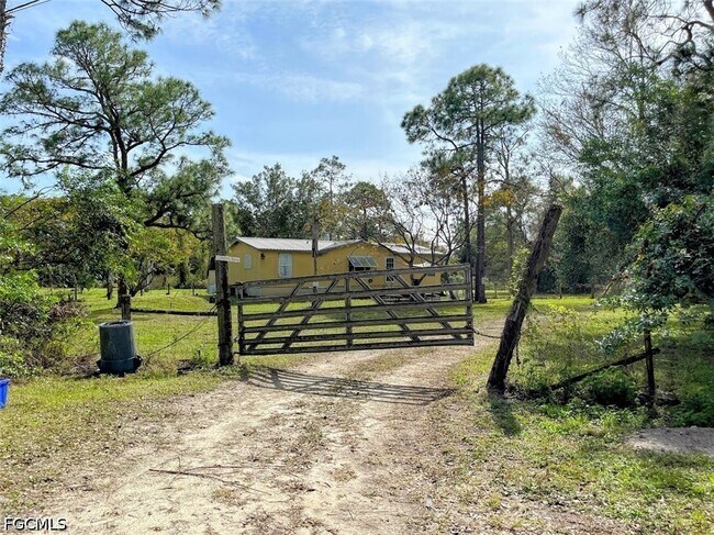 Building Photo - 1170 Wildwood Ave