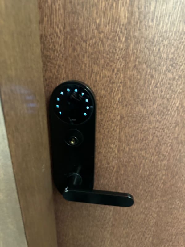 Building Photo - 1211 Van St SE