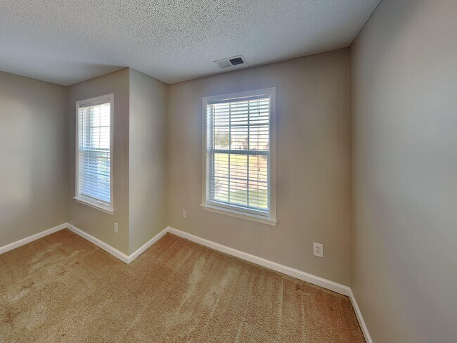 Building Photo - 2283 Purple Leaf Ln