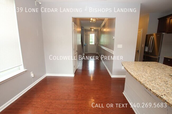 Building Photo - 33339 Lone Cedar Landing