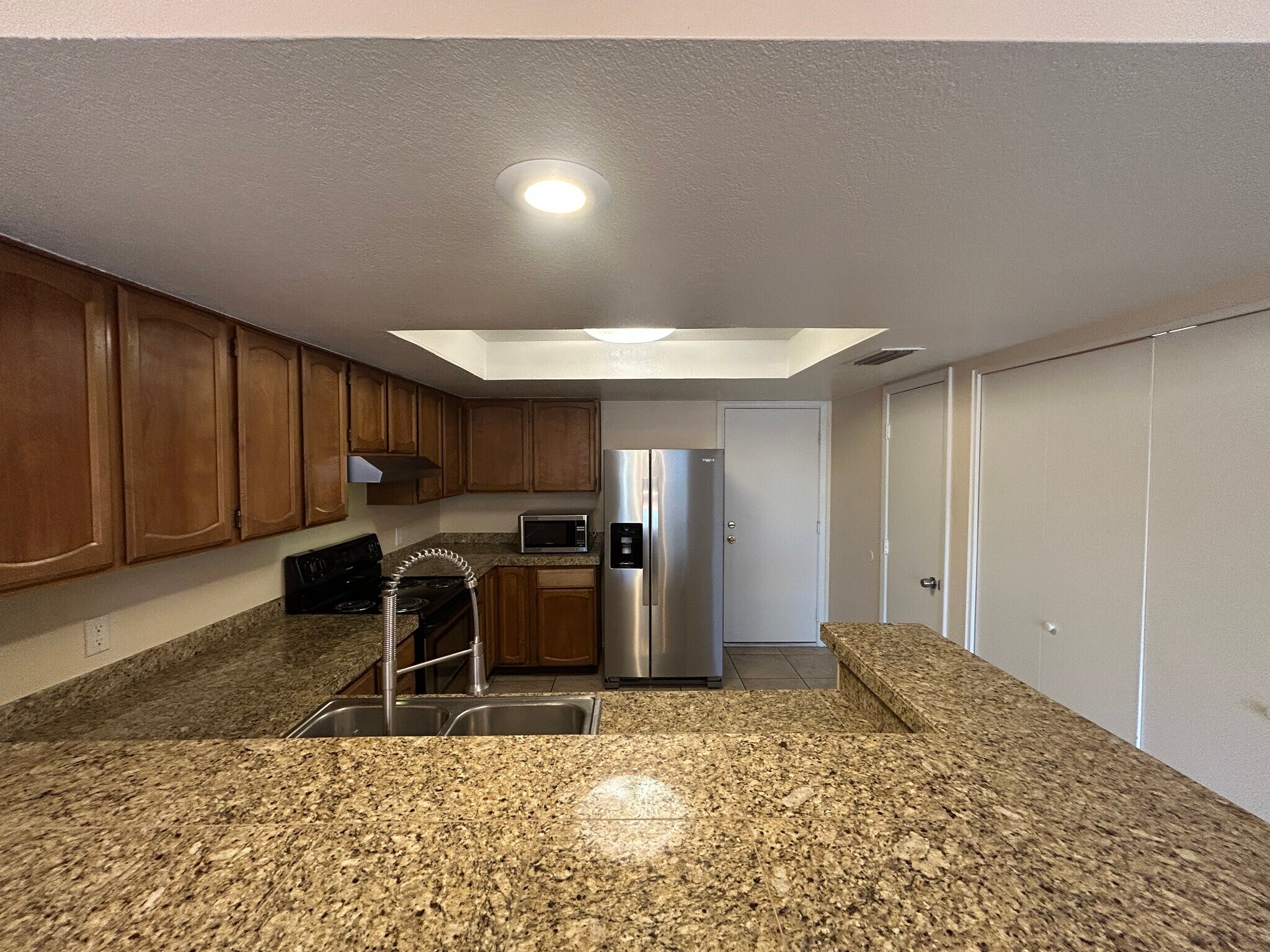 Building Photo - 505 E Kerry Ln