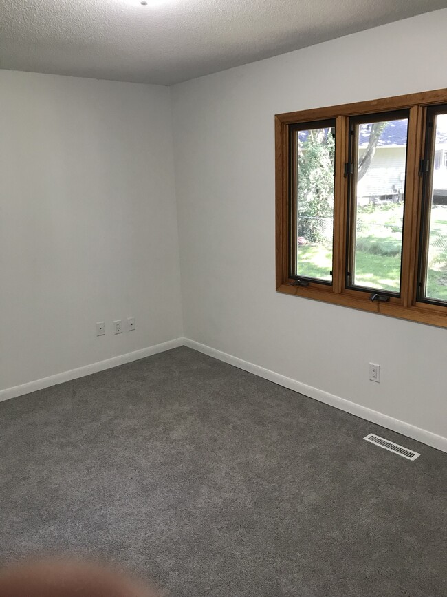 Master Bed Room - 310 Amhurst St