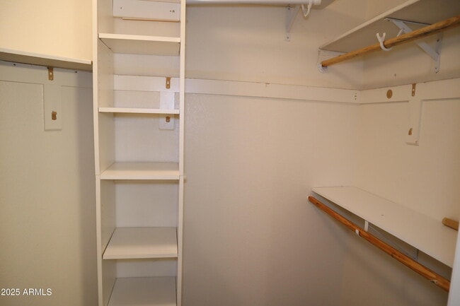 Building Photo - 3887 Cam Bella Rosa