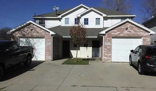 Primary Photo - 1201 Village Garden Dr