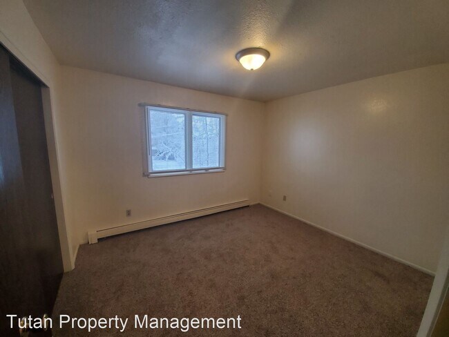 Building Photo - 532 N Bunn St