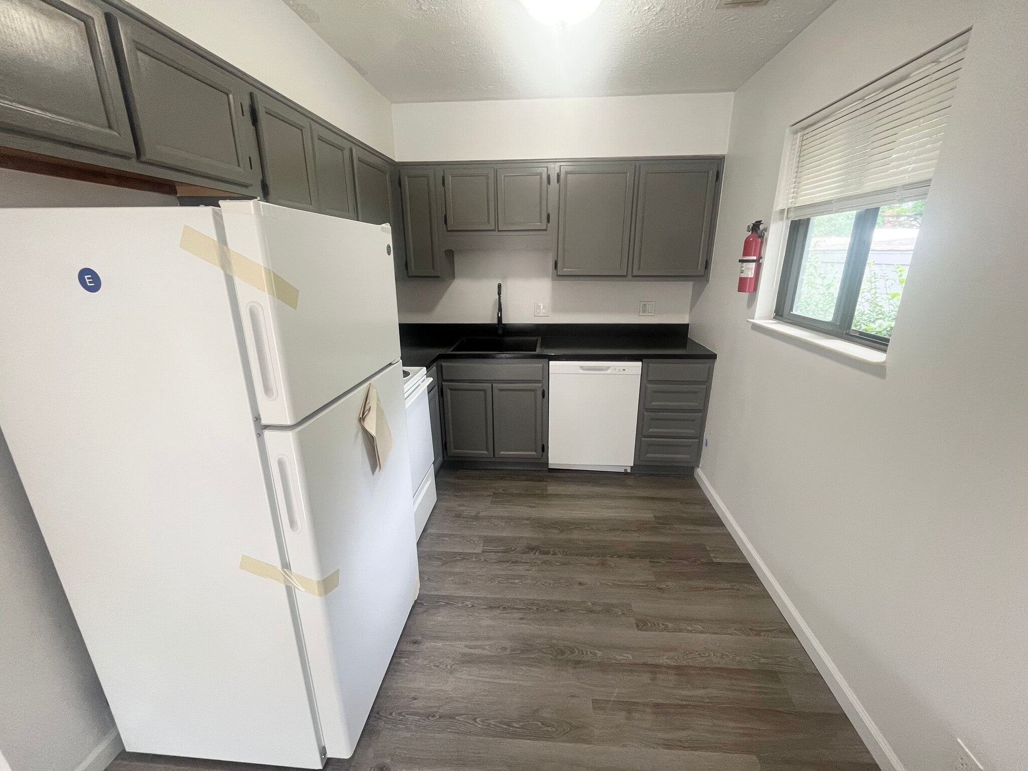 Kitchen - 1618 Sutton Ave