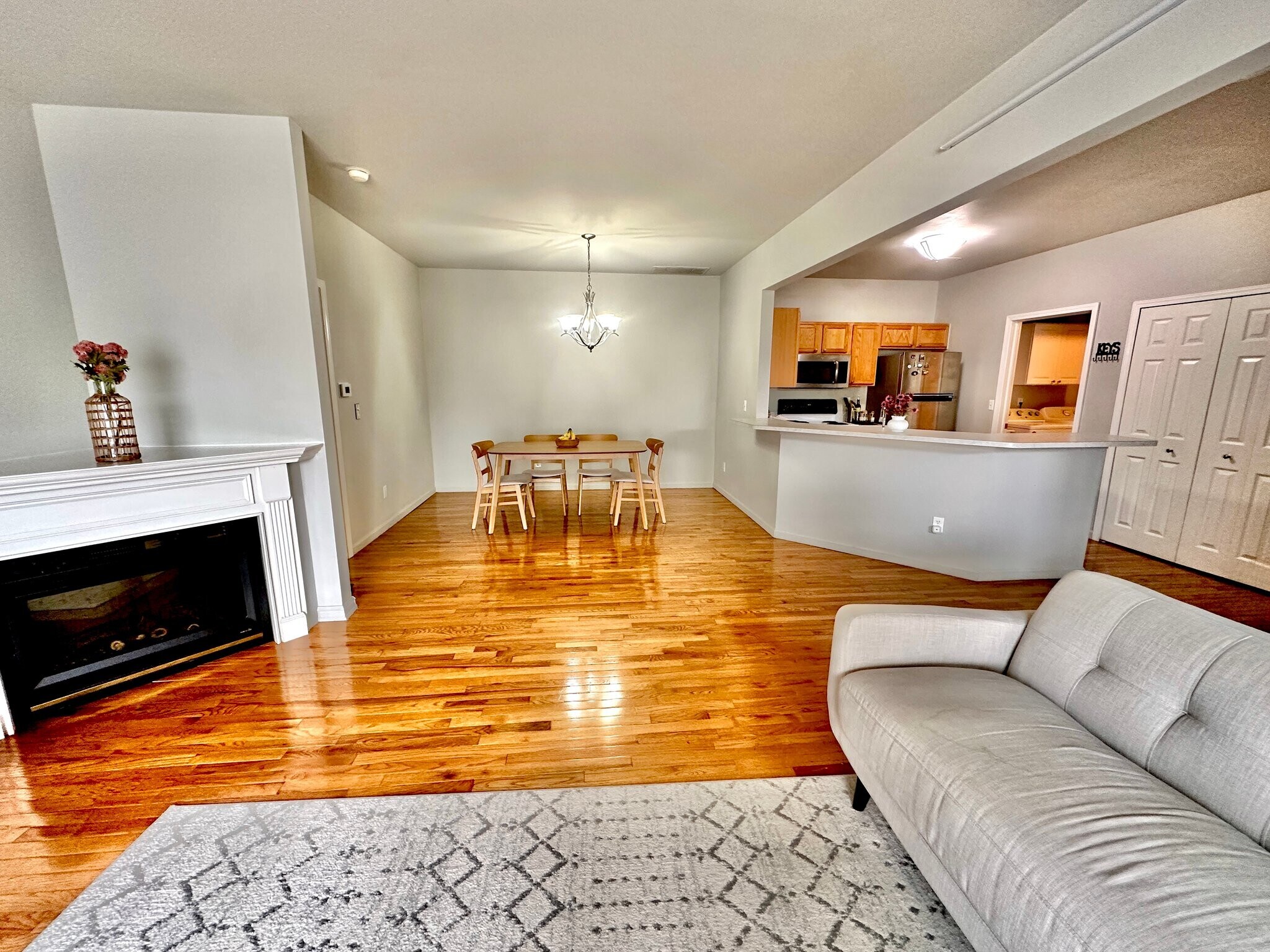 Building Photo - 13140 Canopy Dr