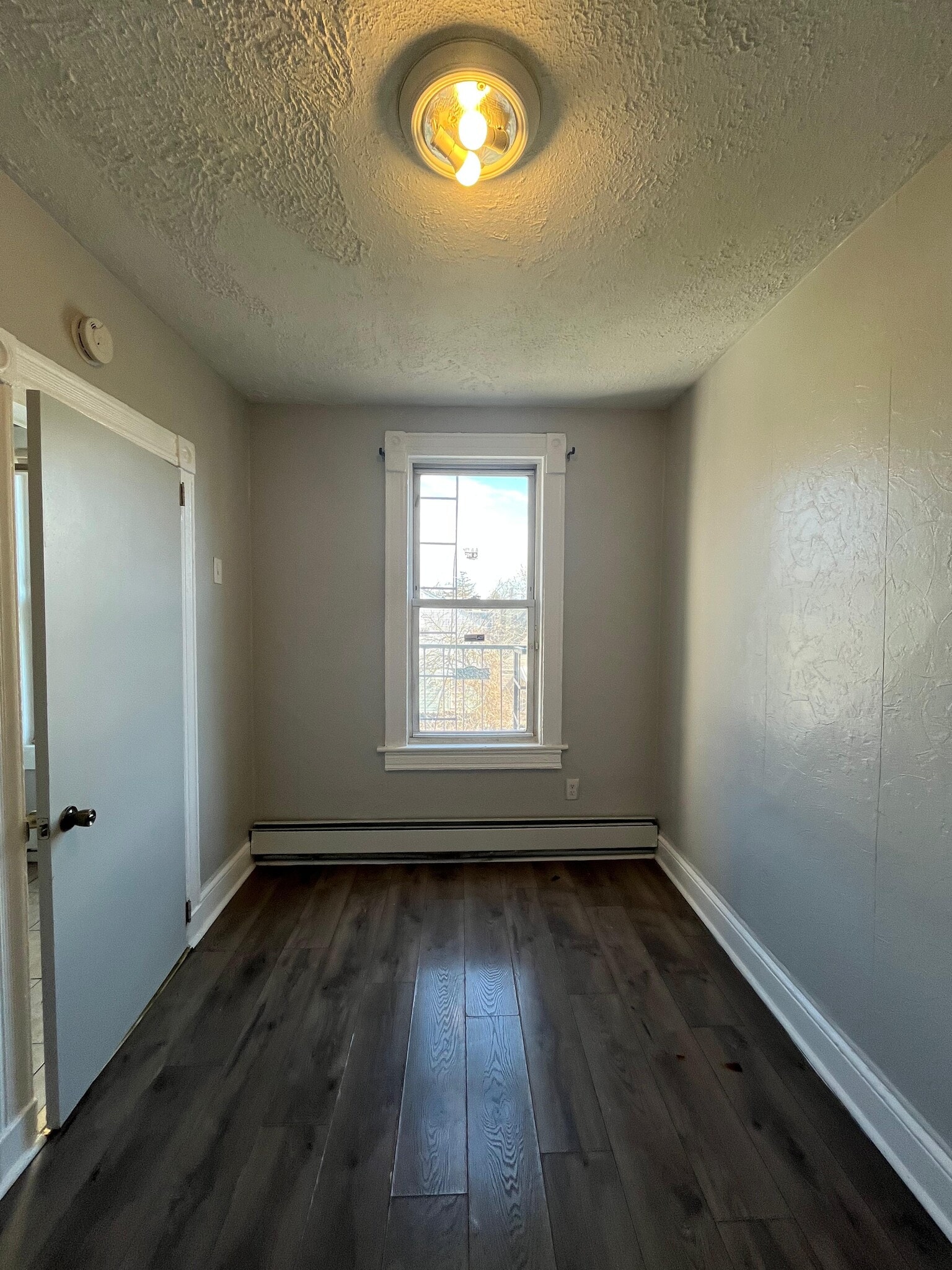 Building Photo - 76 Neptune Ave