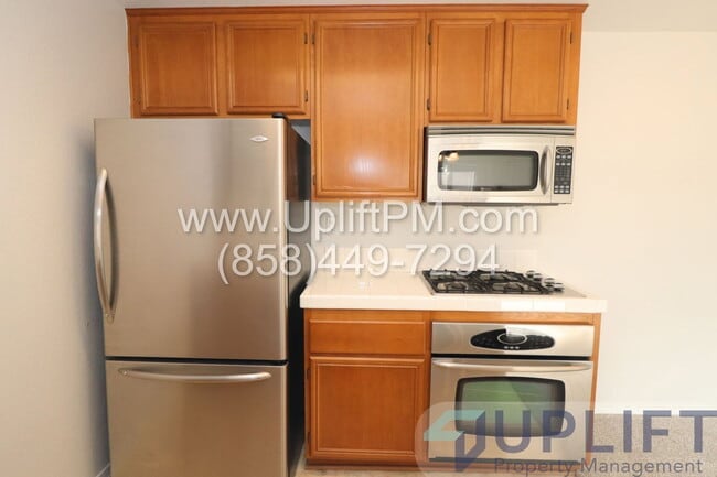 Building Photo - 9728 Marilla Dr