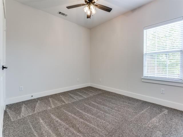 Building Photo - 504 Ellis Place Dr