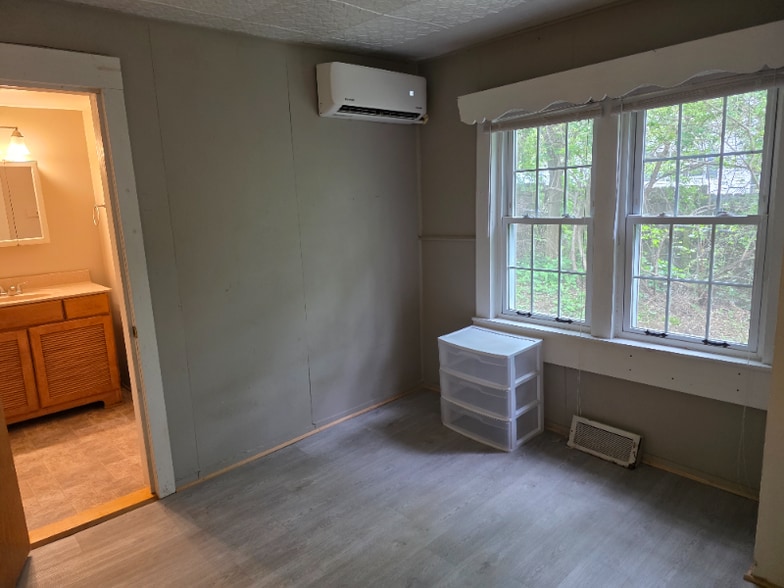 Building Photo - 332 Lytle Cove Rd
