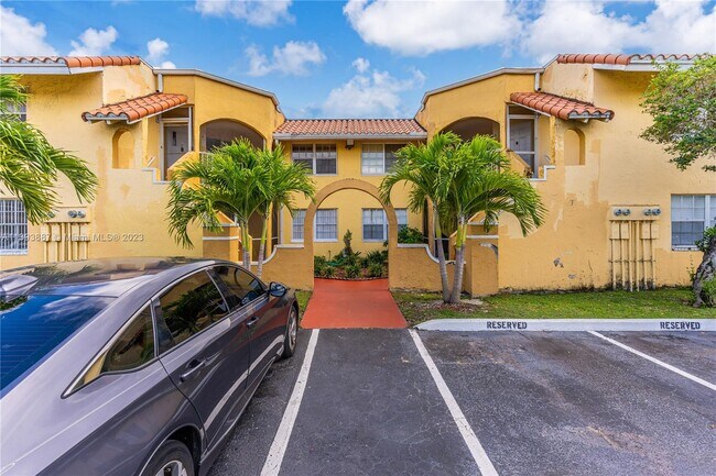 Building Photo - 15665 SW 74th Cir Dr