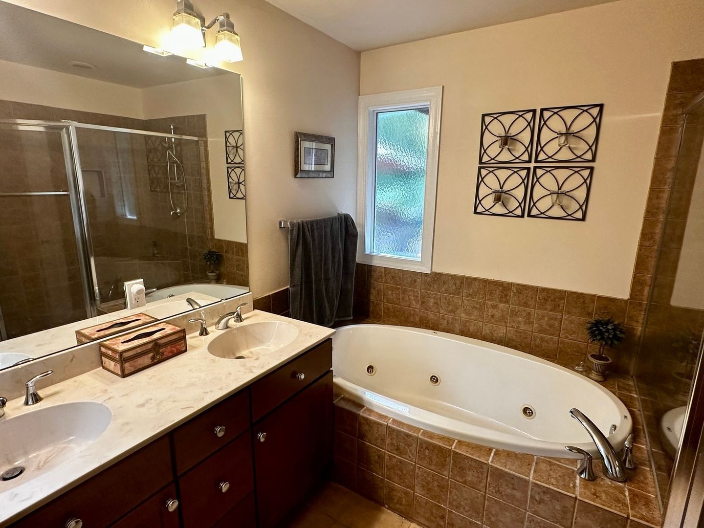 Building Photo - 4316 Brookwood Rd