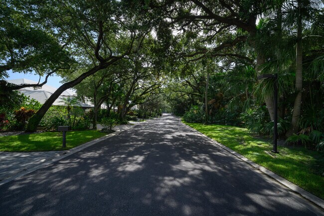 Building Photo - 5246 Boca Marina Cir S