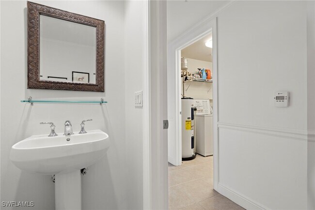 Building Photo - 1065 Borghese Ln