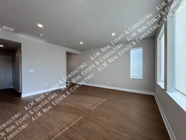 Building Photo - 284 Caspian Ct