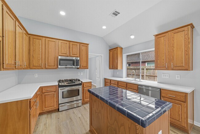 Building Photo - 9431 Tarton Way Ct