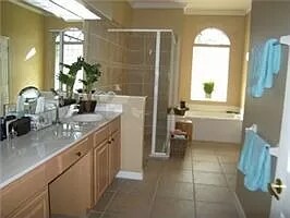 Master Bath - 23030 Whispering Ridge Dr