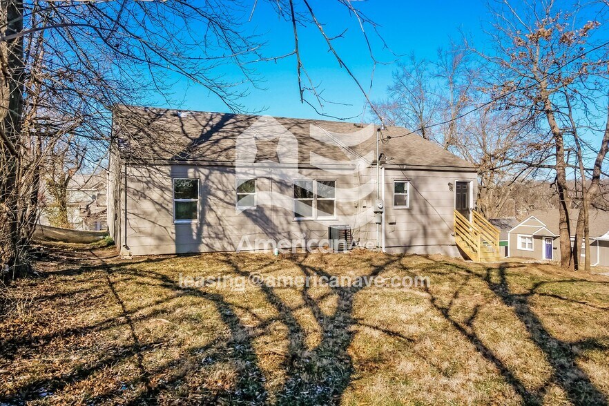 Building Photo - 7901 Brooklyn Ave