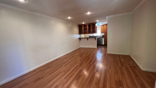 Interior Photo - 10635 Sherman Grove