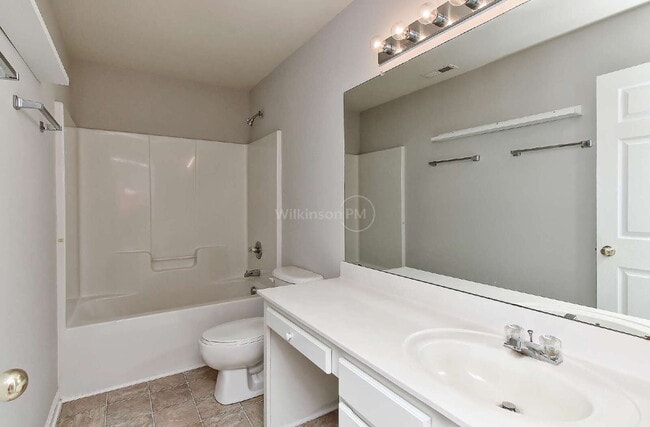 Building Photo - Beautiful 4-Bedroom Two Story Home with Fe...