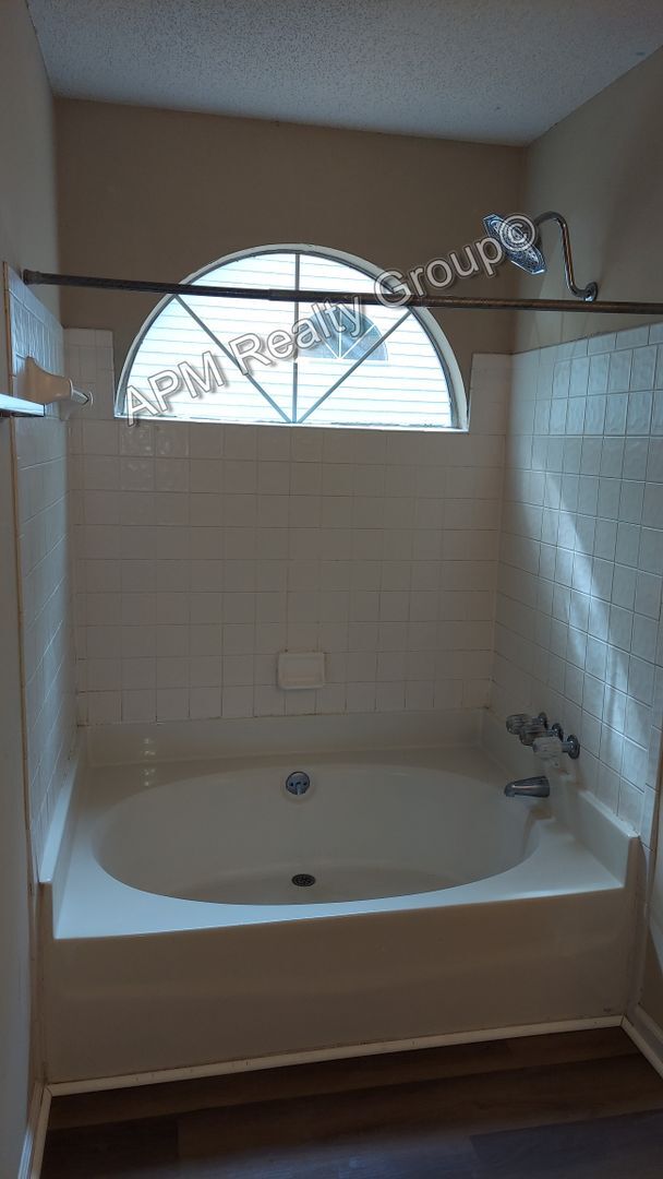 Building Photo - Three bedroom home in Irmo