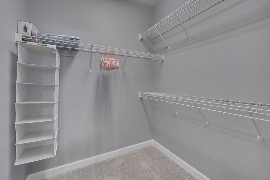 Building Photo - 942 Westland Ridge Rd