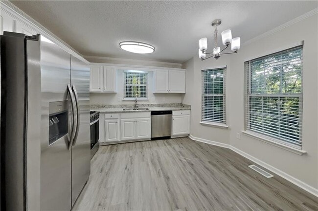 Building Photo - 4244 Akins Ridge Ln
