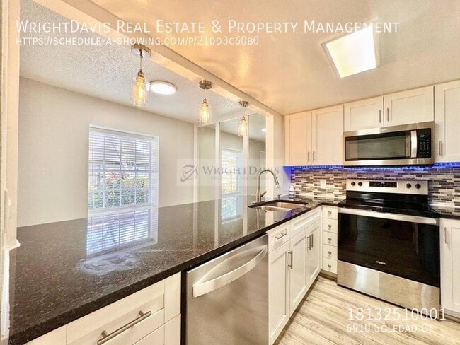 Building Photo - 6910 Soledad Ct