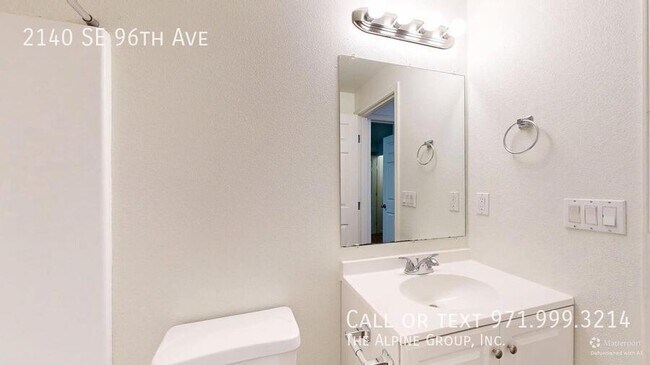Building Photo - 2140 SE 96th Ave