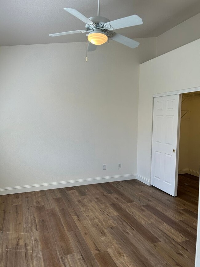 Building Photo - **READY FOR MOVE IN** Single Story Home in...