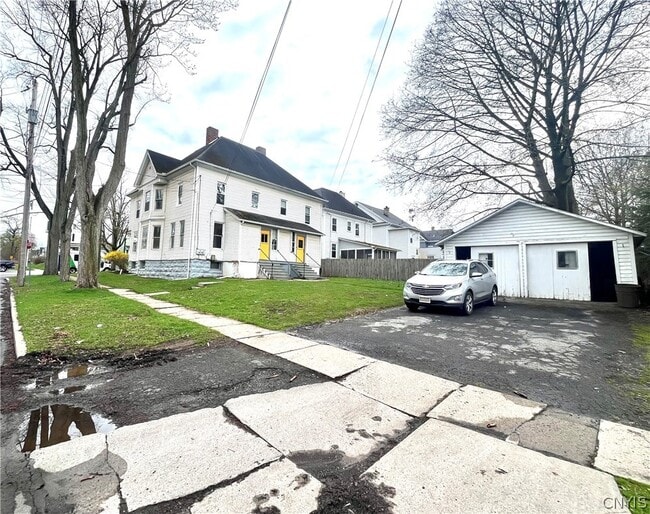 Building Photo - 173 E Genesee St