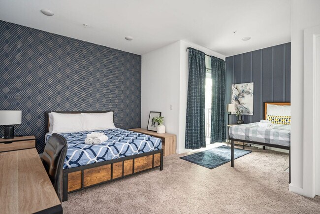 Building Photo - 542 Boulevard NE