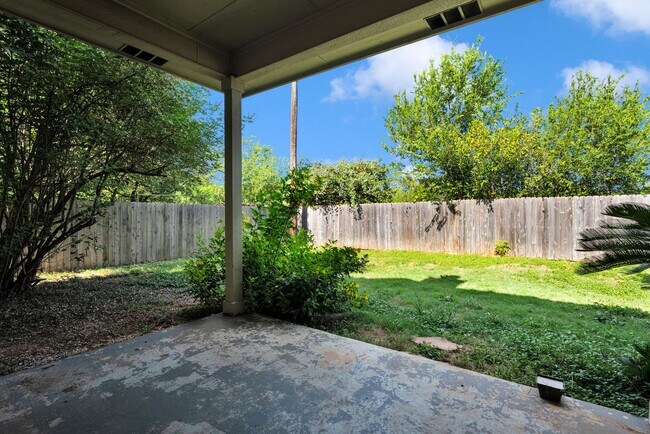 Building Photo - 26803 Sparrow Ridge